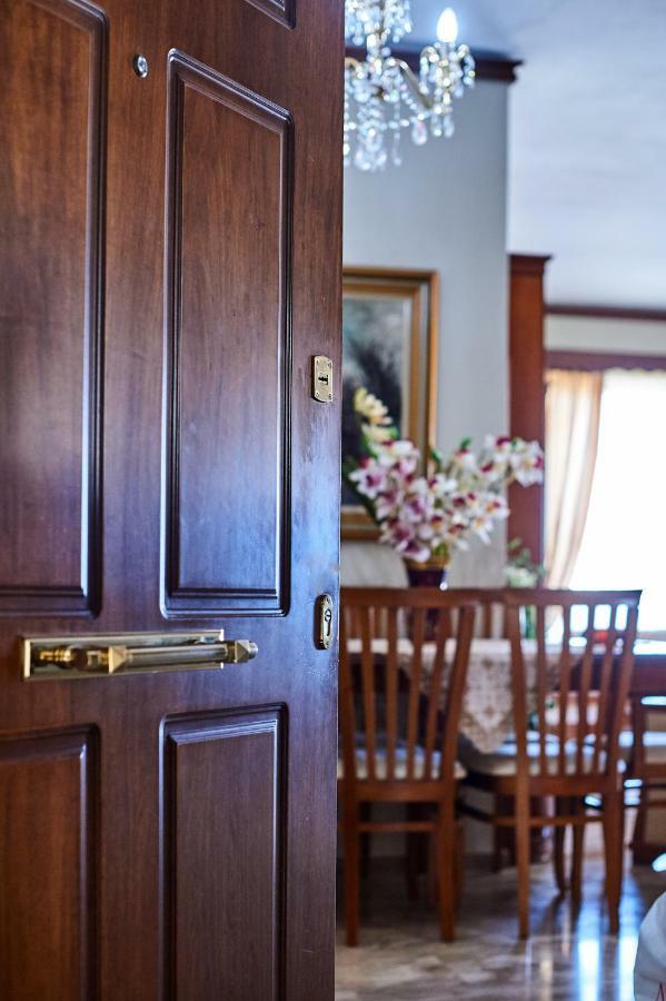 Amalia'S Sea View Home 罗希姆诺 外观 照片